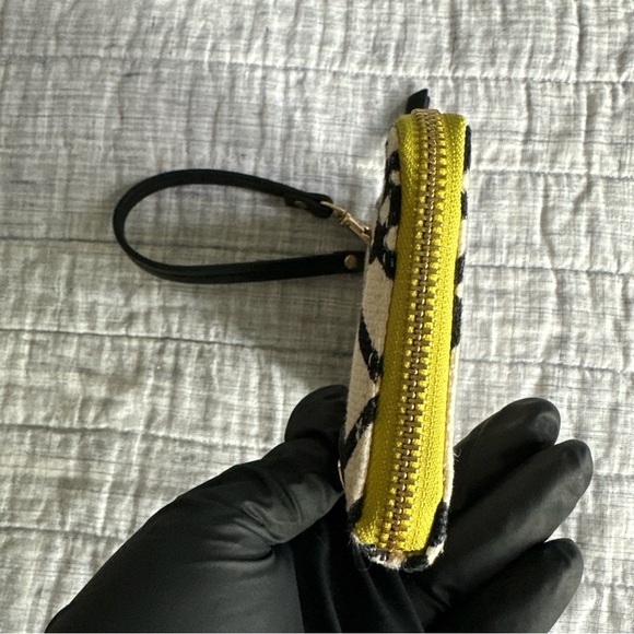 Spartina 449 Cream & Black Zip Wristlet Natural Linen Genuine Leather - Picture 11 of 12